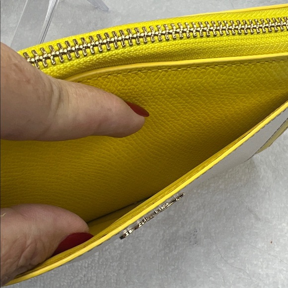 Coach Vibrant Yellow and Cream Leather Wallet - Picture 12 of 12